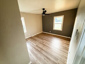 903 38th St SE in Cedar Rapids, IA - Building Photo - Building Photo