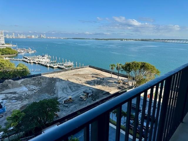 1865 Brickell Ave, Unit # A1002 in Miami, FL - Building Photo - Building Photo