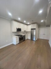 10 Mount Hood Rd, Unit 5 in Boston, MA - Building Photo - Building Photo