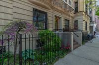 675 Vanderbilt Ave in Brooklyn, NY - Building Photo - Building Photo