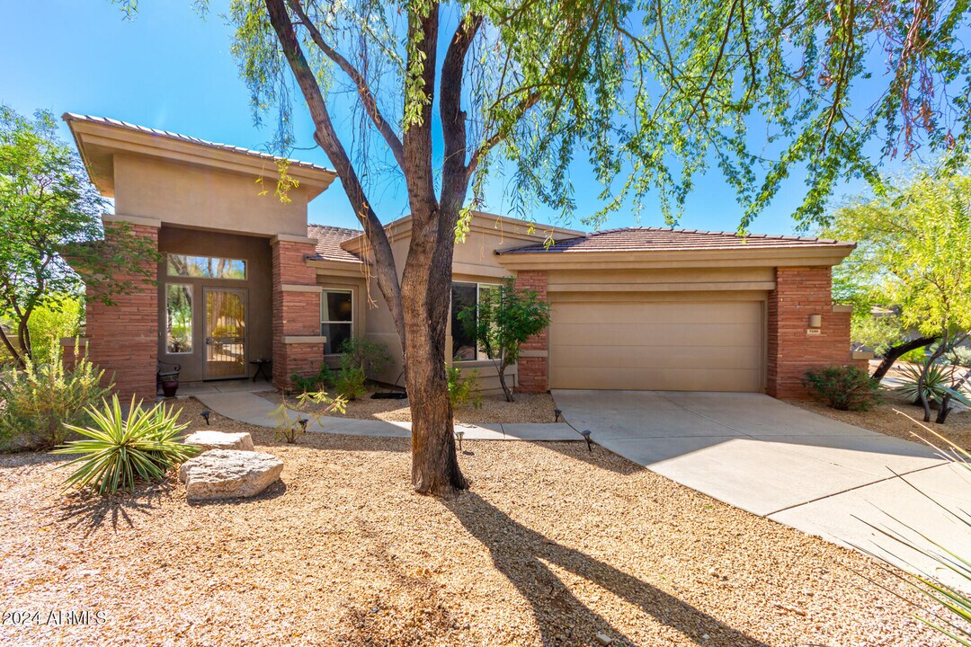 7295 E Sunset Sky Cir in Scottsdale, AZ - Building Photo