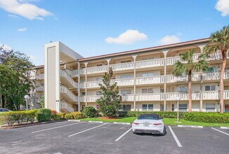 1501 Cayman Way in Coconut Creek, FL - Building Photo - Building Photo