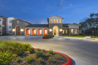 The Starling in San Antonio, TX - Foto de edificio - Building Photo