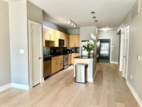 4333 Gilbert Ave in Dallas, TX - Foto de edificio - Building Photo