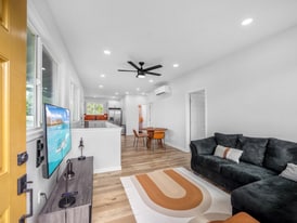 1576 California Ave in Wahiawa, HI - Building Photo