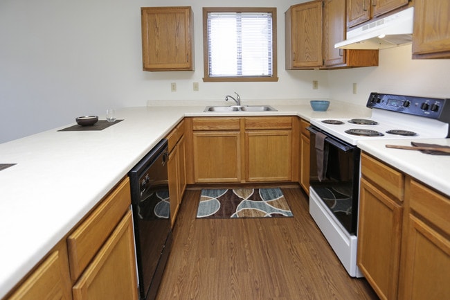 Ashbury Apartment Community in Fargo, ND - Building Photo - Interior Photo