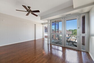 744 W Fullerton Ave in Chicago, IL - Building Photo - Building Photo