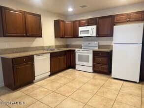 4557 N Preston Dr in Prescott Valley, AZ - Building Photo - Building Photo