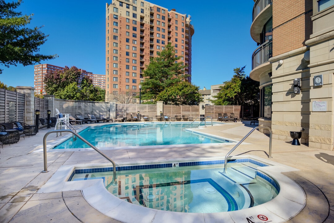 Instrata Pentagon City in Arlington, VA - Foto de edificio