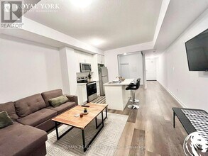 460 Dundas St E in Hamilton, ON - Building Photo - Building Photo
