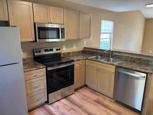 property at 1707 Hanover Blvd