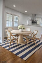 6 Windsor Way in Berkeley Heights, NJ - Building Photo - Building Photo