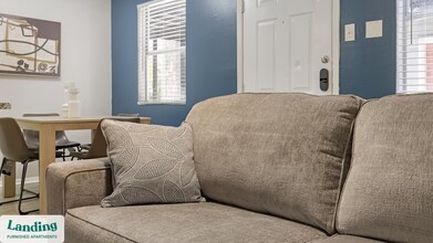 130 Camino De Oro in San Antonio, TX - Building Photo - Building Photo
