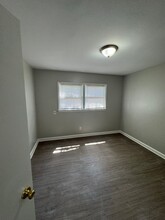 This is a great one story home with 3 bedr in Memphis, TN - Building Photo - Building Photo