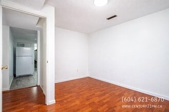 32855 Harwood Crescent in Abbotsford, BC - Building Photo - Building Photo