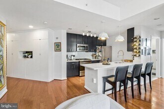 1001 L St NW in Washington, DC - Foto de edificio - Building Photo