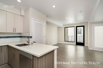 5550 Bonner Ave, Unit 203 in Los Angeles, CA - Foto de edificio - Building Photo