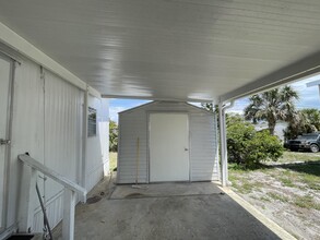 8459 SE Eagle Ave in Hobe Sound, FL - Building Photo - Building Photo