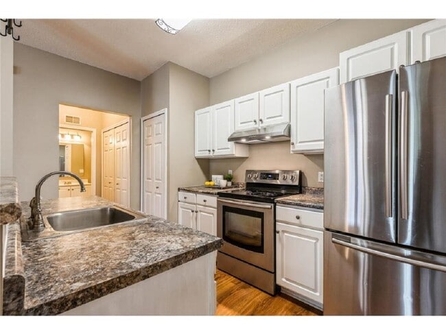 15695 Gateway Path in Apple Valley, MN - Building Photo - Building Photo