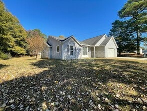 1630 Creek Crossing SE in Conyers, GA - Building Photo - Building Photo