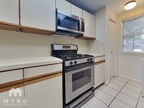 2808 Grants Lake Blvd in Sugar Land, TX - Building Photo - Building Photo