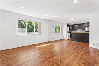 1833 Fremont Ct in Davis, CA - Building Photo - Building Photo