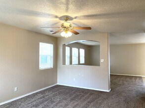 6923 Brindisi Pl NW in Albuquerque, NM - Building Photo - Building Photo