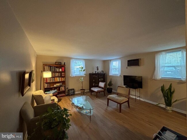 200 W Evergreen Ave in Philadelphia, PA - Building Photo - Building Photo