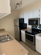 293 Cypress Point Dr in Palm Beach Gardens, FL - Building Photo - Building Photo