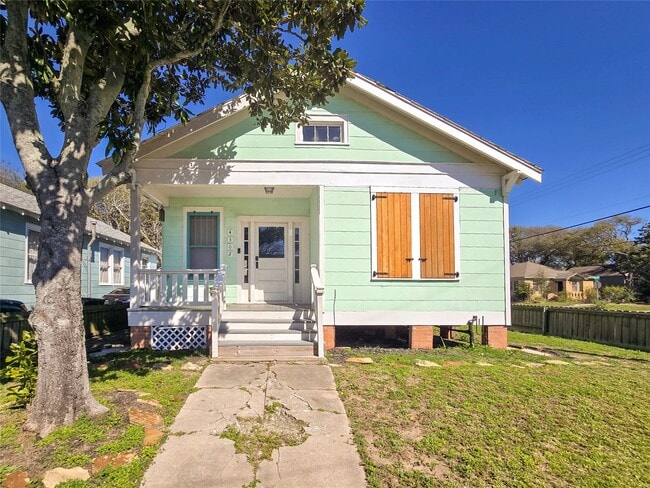 property at 4302 Ave Q 1/2