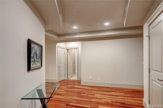302 5th Ave in Kirkland, WA - Building Photo - Building Photo