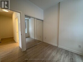 30 Dreamers Wy in Toronto, ON - Building Photo - Building Photo