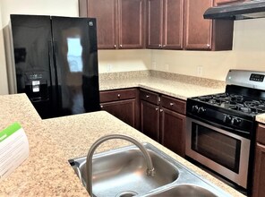 18731 Dennington Dr in Katy, TX - Building Photo - Building Photo
