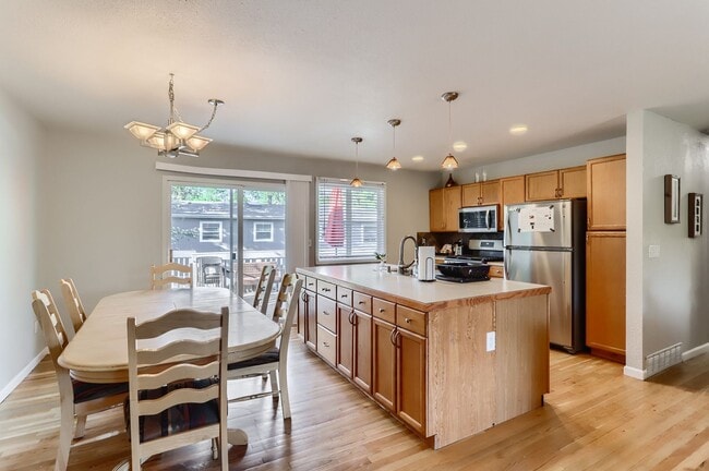 property at 1628 Centaur Cir