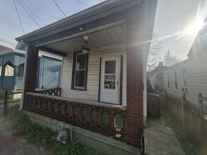 1822 Pearl St in Covington, KY - Building Photo - Building Photo