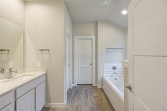 14245 Wonder Lake Ln in Shenandoah, TX - Building Photo - Building Photo