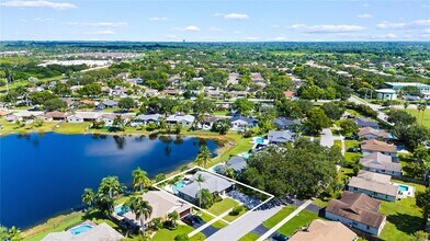 5031 SW 119th Ave in Cooper City, FL - Foto de edificio - Building Photo