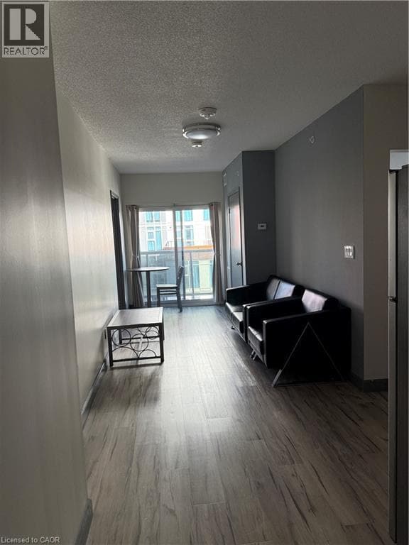 258A Sunview St in Waterloo, ON - Building Photo - Building Photo