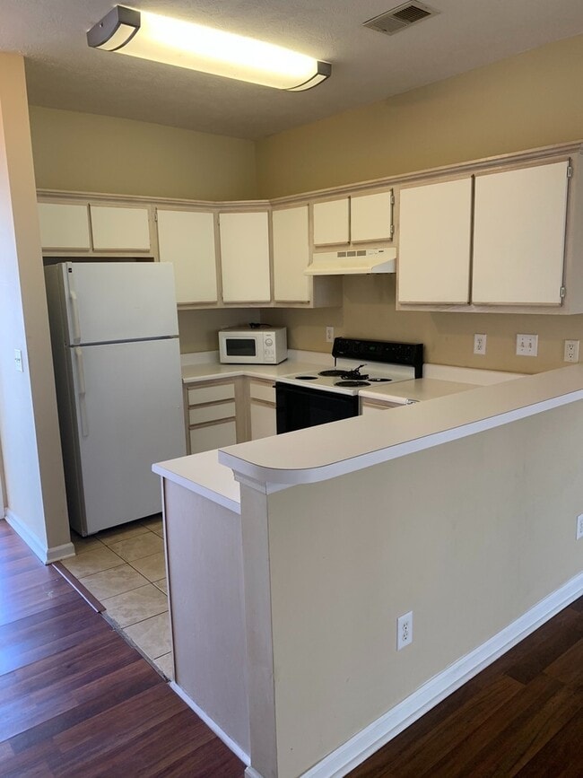 484 River Oaks Dr in Myrtle Beach, SC - Building Photo - Building Photo