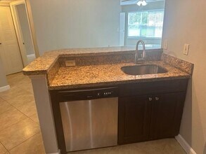 12870 Vista Isles Dr, Unit # 516 in Plantation, FL - Building Photo - Building Photo