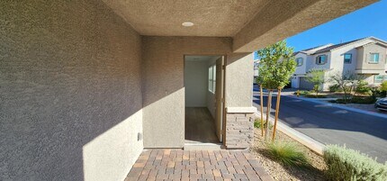 10713 Norfolk View Ct in Las Vegas, NV - Building Photo - Building Photo