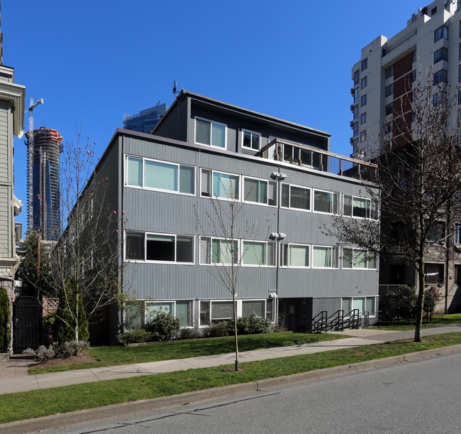 1133 Barclay St in Vancouver, BC - Building Photo - Building Photo