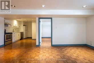 28 Paragon Rd in Toronto, ON - Building Photo - Building Photo