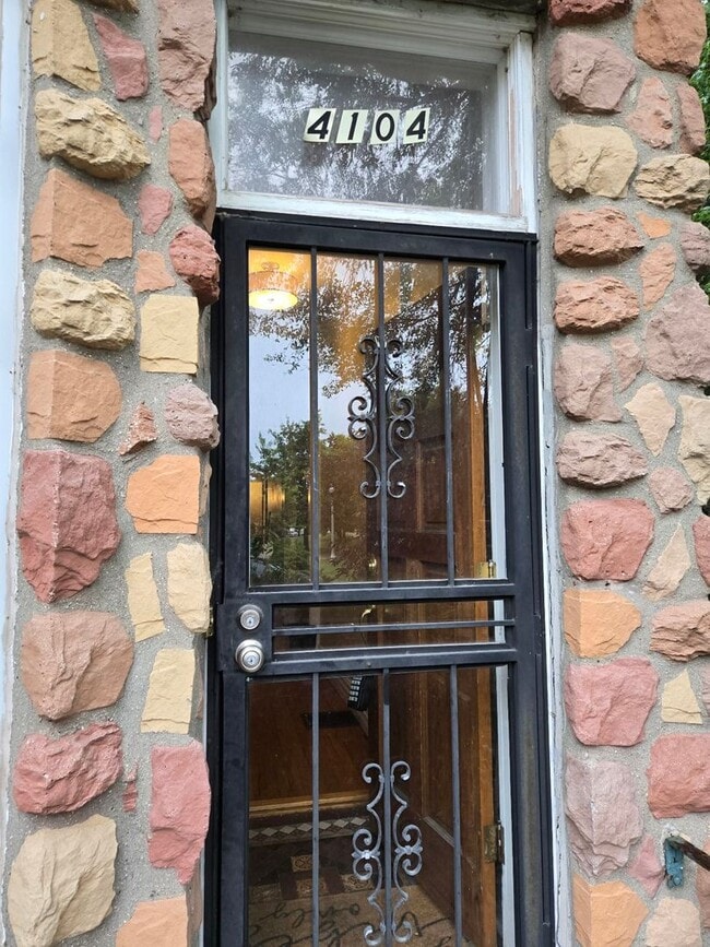 property at 4104 S Lake Park Ave