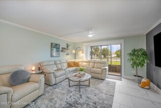7101 Ridgewood Ave, Unit 102 in Cape Canaveral, FL - Building Photo - Building Photo