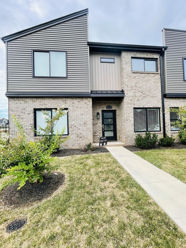 1 S Timberlake Dr in Lynchburg, VA - Building Photo - Building Photo