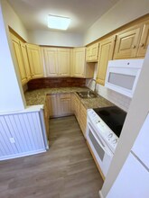 410 W Pennsylvania Ave-Unit -403 in Pen Argyl, PA - Building Photo - Building Photo