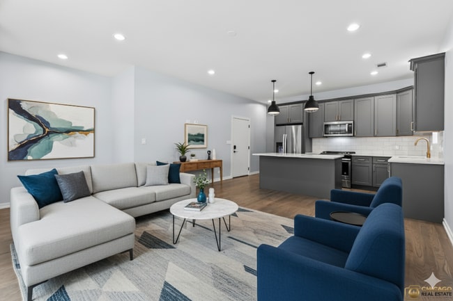 4402 S Prairie Ave in Chicago, IL - Building Photo - Building Photo