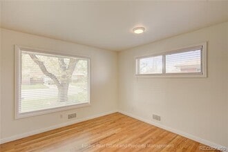 6900 Larsh Dr in Denver, CO - Building Photo - Building Photo