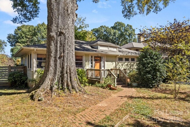 2917 Forest Park Dr in Charlotte, NC - Building Photo - Building Photo